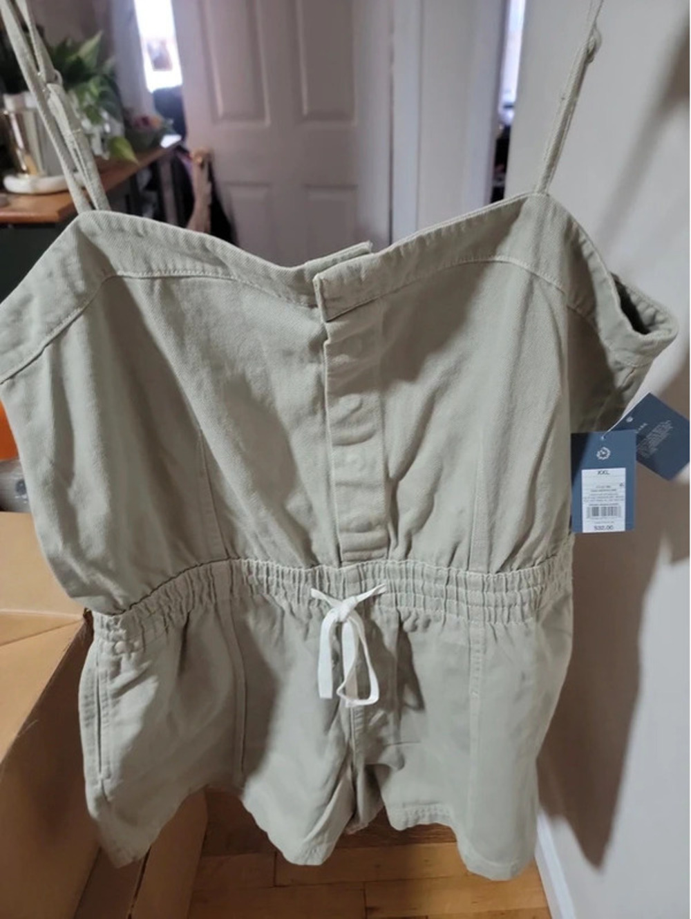 Universal threads romper with shorts size XXL